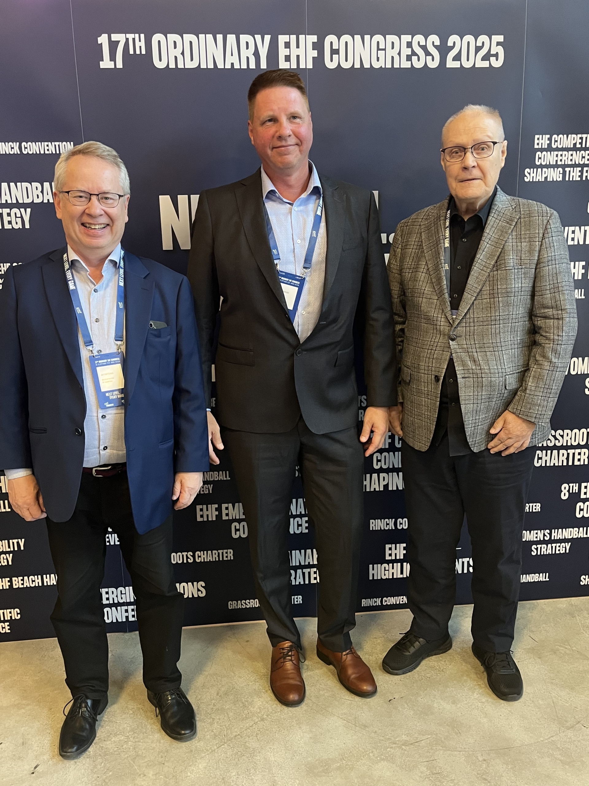 Jari Henttonen (vasemmalla), Mika Helaskoski (keskellä) ja Tapio Arponen